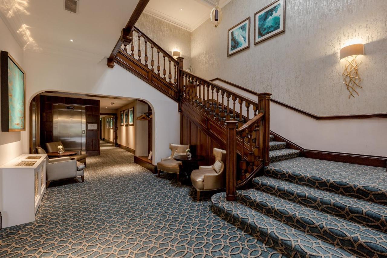 Western House Hotel At Ayr Racecourse Екстер'єр фото