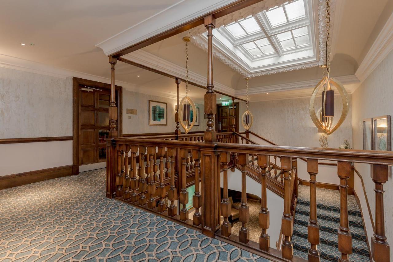 Western House Hotel At Ayr Racecourse Екстер'єр фото