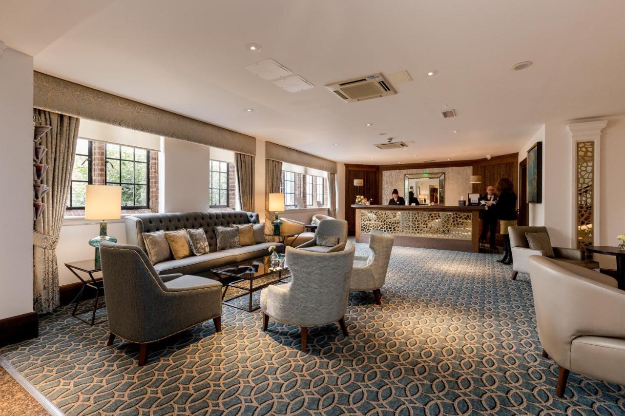 Western House Hotel At Ayr Racecourse Екстер'єр фото