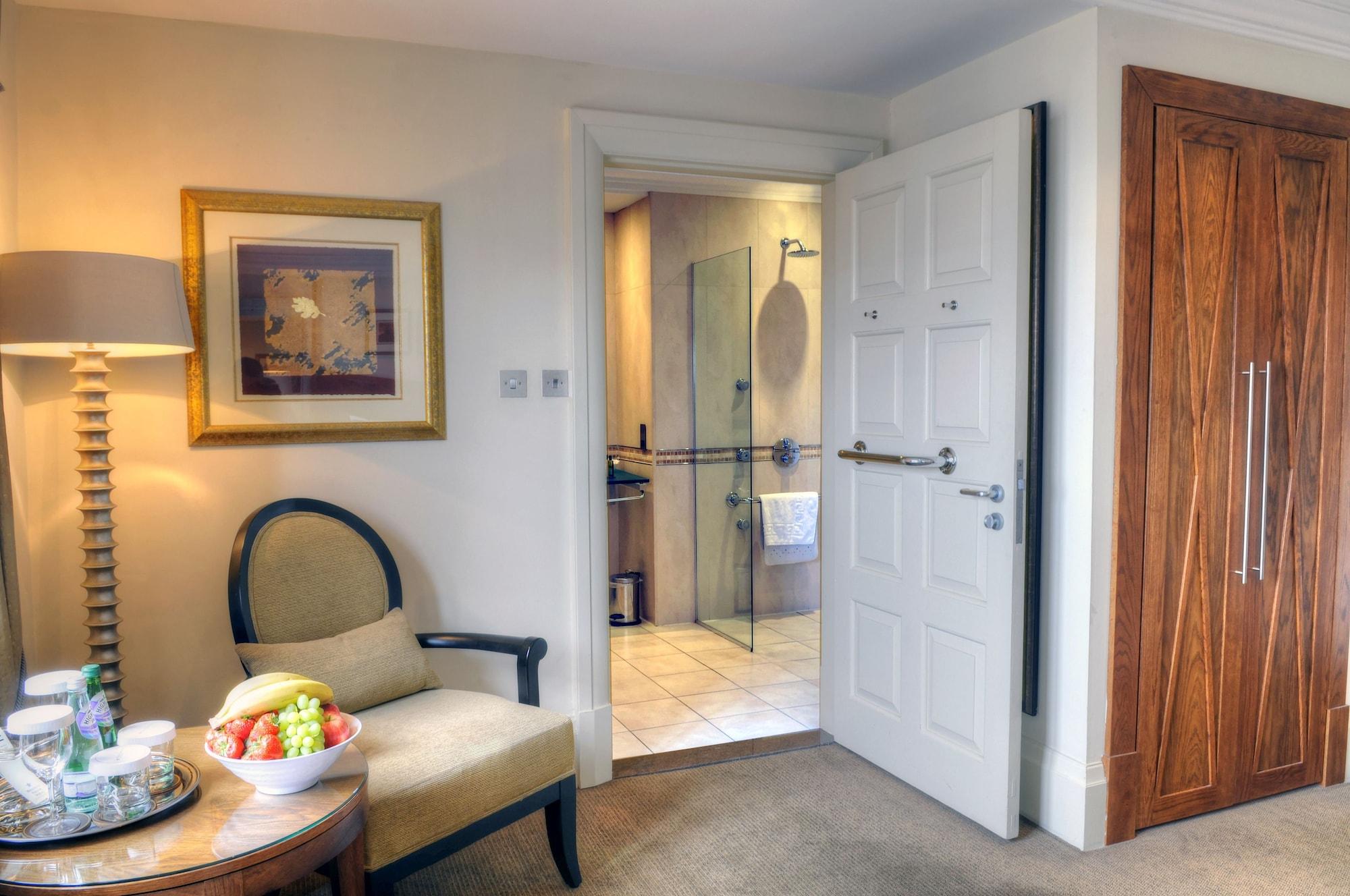 Western House Hotel At Ayr Racecourse Екстер'єр фото