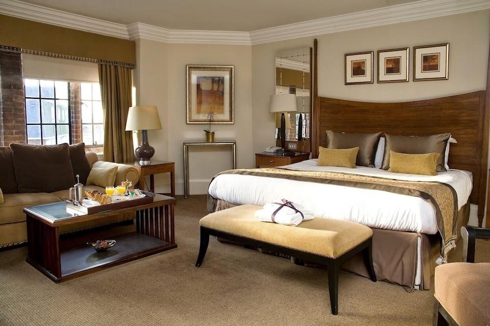 Western House Hotel At Ayr Racecourse Екстер'єр фото