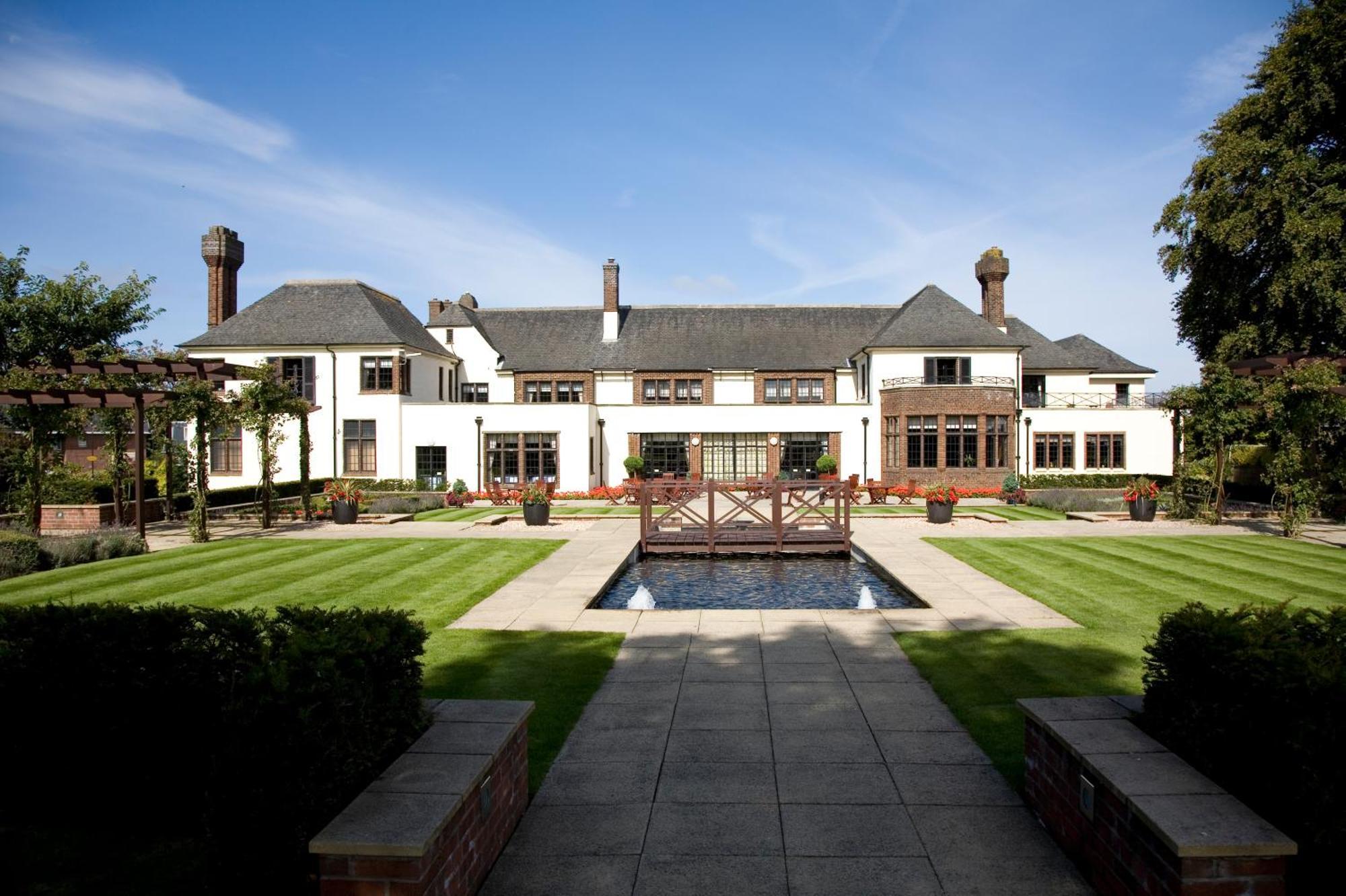 Western House Hotel At Ayr Racecourse Екстер'єр фото